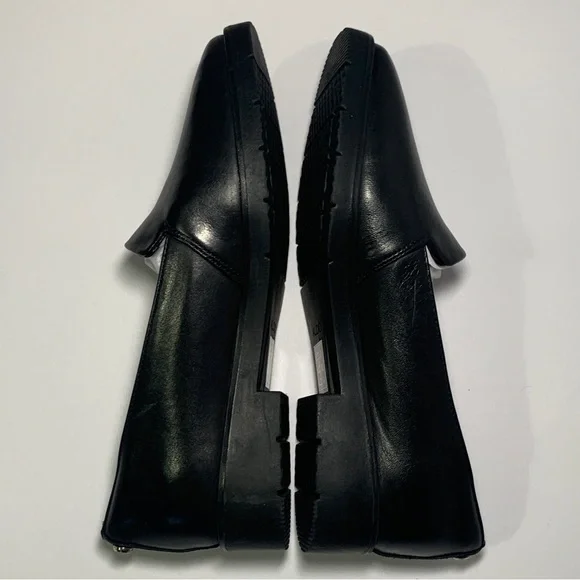 NEW ALDO Women's Slip on Black Genuine Leather Loafers Size 6 Flats Shoes - Picture 14 of 14